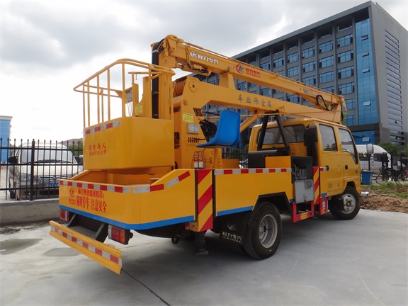 五十鈴雙排座16米高空作業(yè)車(chē)圖片
