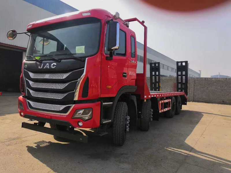 江淮K5前四后八平板運(yùn)輸車(chē)