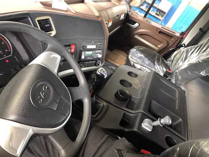 江淮K5前四后八平板運(yùn)輸車(chē)圖片